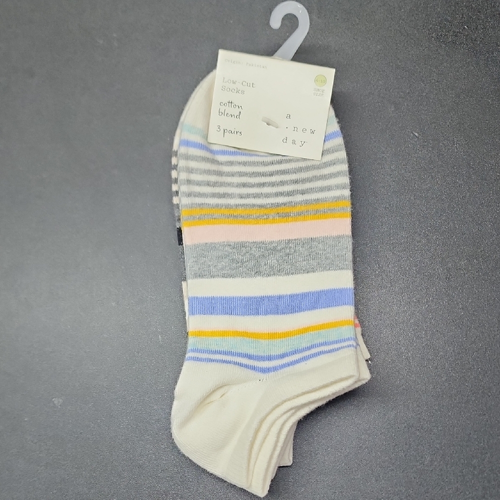 A New Day Woman's Low-Cut Striped Socks - Gray, Blue, Yellow
